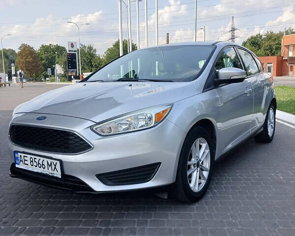 Серый Форд Фокус, объемом двигателя 2 л и пробегом 141 тыс. км за 8500 $, фото 1 на Automoto.ua