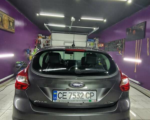 Сірий Форд Фокус, об'ємом двигуна 2 л та пробігом 175 тис. км за 9000 $, фото 1 на Automoto.ua