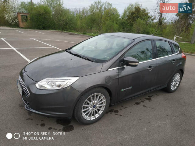 Сірий Форд Фокус, об'ємом двигуна 0 л та пробігом 128 тис. км за 6000 $, фото 1 на Automoto.ua