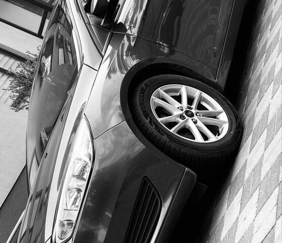 Серый Форд Фокус, объемом двигателя 1 л и пробегом 167 тыс. км за 6900 $, фото 1 на Automoto.ua