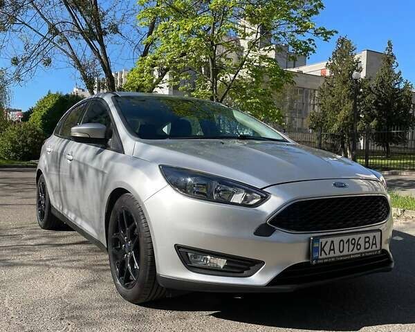 Серый Форд Фокус, объемом двигателя 2 л и пробегом 82 тыс. км за 9500 $, фото 1 на Automoto.ua