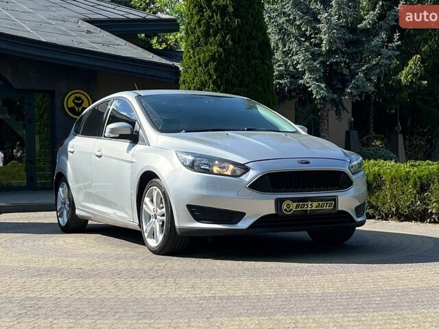 Сірий Форд Фокус, об'ємом двигуна 2 л та пробігом 101 тис. км за 8800 $, фото 1 на Automoto.ua