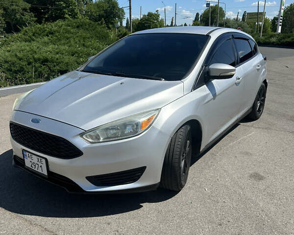 Серый Форд Фокус, объемом двигателя 2 л и пробегом 285 тыс. км за 6500 $, фото 1 на Automoto.ua