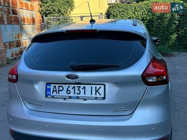 Серый Форд Фокус, объемом двигателя 2 л и пробегом 128 тыс. км за 8000 $, фото 1 на Automoto.ua