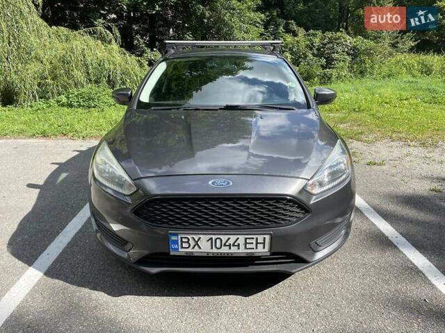 Сірий Форд Фокус, об'ємом двигуна 2 л та пробігом 136 тис. км за 8000 $, фото 1 на Automoto.ua
