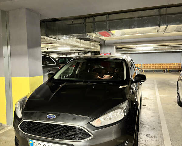 Серый Форд Фокус, объемом двигателя 1 л и пробегом 96 тыс. км за 8000 $, фото 1 на Automoto.ua