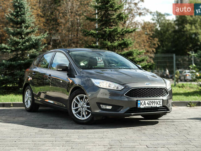 Серый Форд Фокус, объемом двигателя 1 л и пробегом 162 тыс. км за 9500 $, фото 1 на Automoto.ua