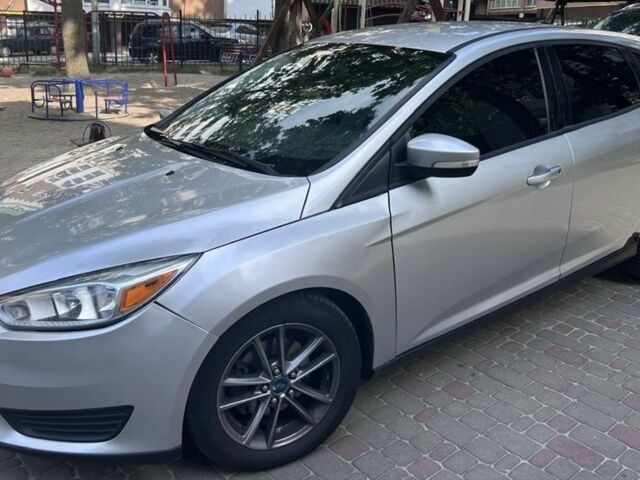 Сірий Форд Фокус, об'ємом двигуна 2 л та пробігом 156 тис. км за 6500 $, фото 1 на Automoto.ua