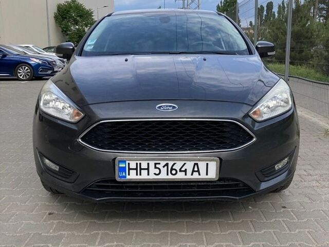 Сірий Форд Фокус, об'ємом двигуна 1.5 л та пробігом 201 тис. км за 9800 $, фото 1 на Automoto.ua