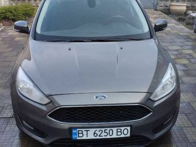 Сірий Форд Фокус, об'ємом двигуна 1 л та пробігом 181 тис. км за 6000 $, фото 1 на Automoto.ua