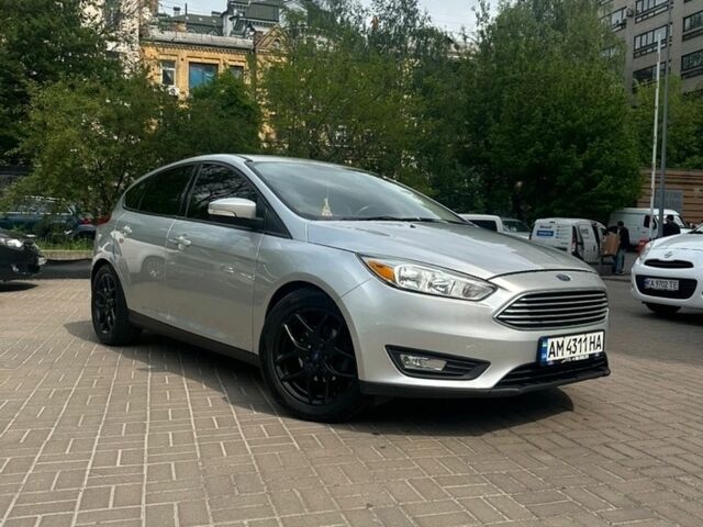 Серый Форд Фокус, объемом двигателя 2 л и пробегом 187 тыс. км за 7500 $, фото 1 на Automoto.ua