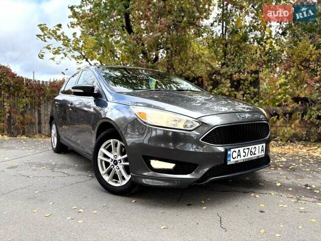 Серый Форд Фокус, объемом двигателя 2 л и пробегом 225 тыс. км за 8200 $, фото 1 на Automoto.ua