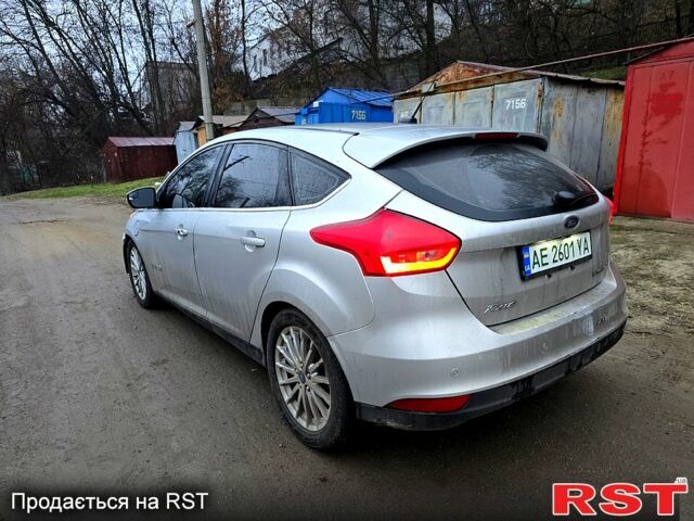 Серый Форд Фокус, объемом двигателя 0 л и пробегом 83 тыс. км за 4000 $, фото 1 на Automoto.ua