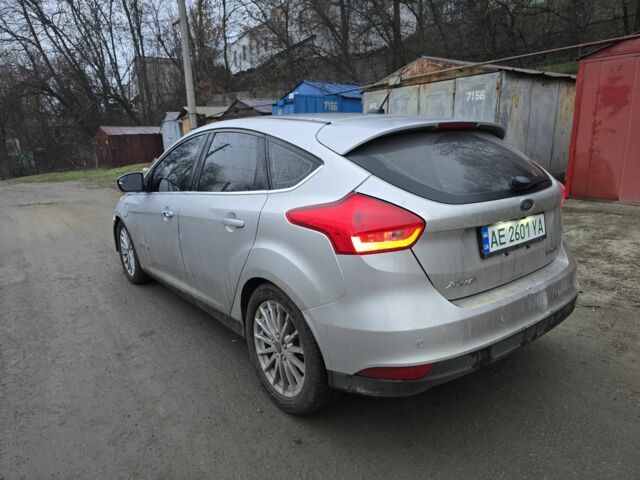 Серый Форд Фокус, объемом двигателя 0 л и пробегом 83 тыс. км за 4000 $, фото 1 на Automoto.ua