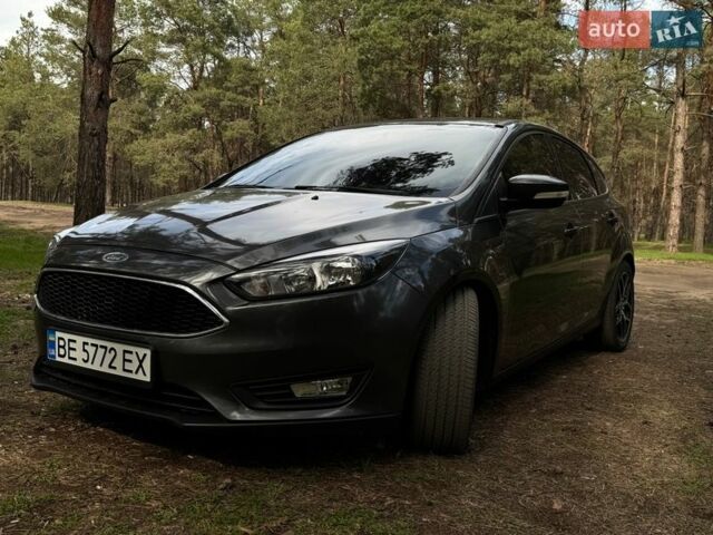 Серый Форд Фокус, объемом двигателя 2 л и пробегом 110 тыс. км за 10700 $, фото 1 на Automoto.ua