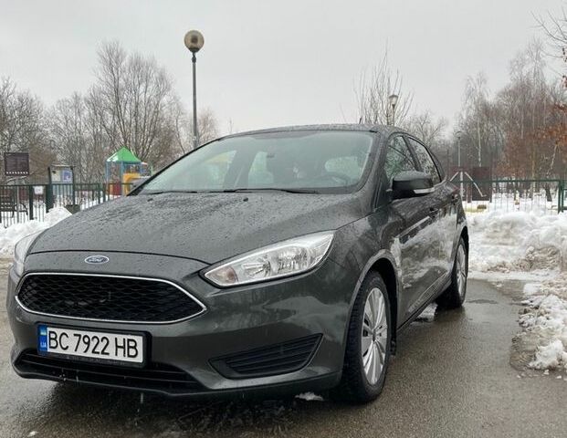 Сірий Форд Фокус, об'ємом двигуна 1.6 л та пробігом 42 тис. км за 10900 $, фото 1 на Automoto.ua