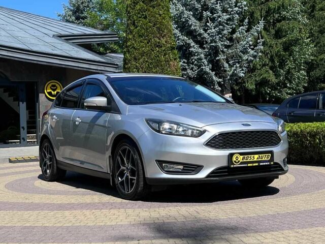 Сірий Форд Фокус, об'ємом двигуна 2 л та пробігом 105 тис. км за 9744 $, фото 1 на Automoto.ua