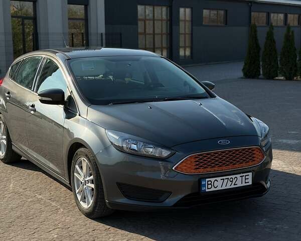 Сірий Форд Фокус, об'ємом двигуна 2 л та пробігом 166 тис. км за 8400 $, фото 1 на Automoto.ua