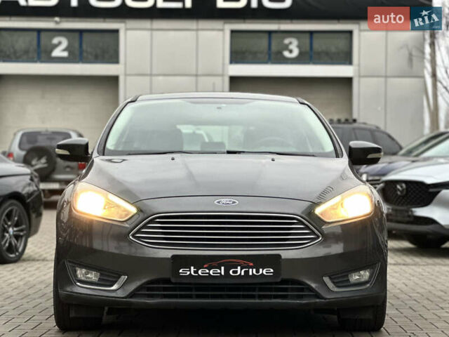 Сірий Форд Фокус, об'ємом двигуна 2 л та пробігом 223 тис. км за 9499 $, фото 1 на Automoto.ua