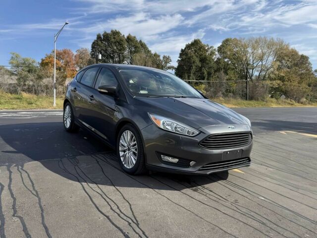 Серый Форд Фокус, объемом двигателя 2 л и пробегом 62 тыс. км за 7500 $, фото 1 на Automoto.ua