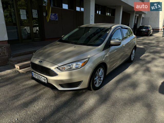 Сірий Форд Фокус, об'ємом двигуна 2 л та пробігом 46 тис. км за 10700 $, фото 1 на Automoto.ua