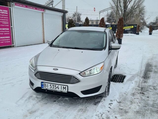 Сірий Форд Фокус, об'ємом двигуна 2 л та пробігом 180 тис. км за 8700 $, фото 1 на Automoto.ua