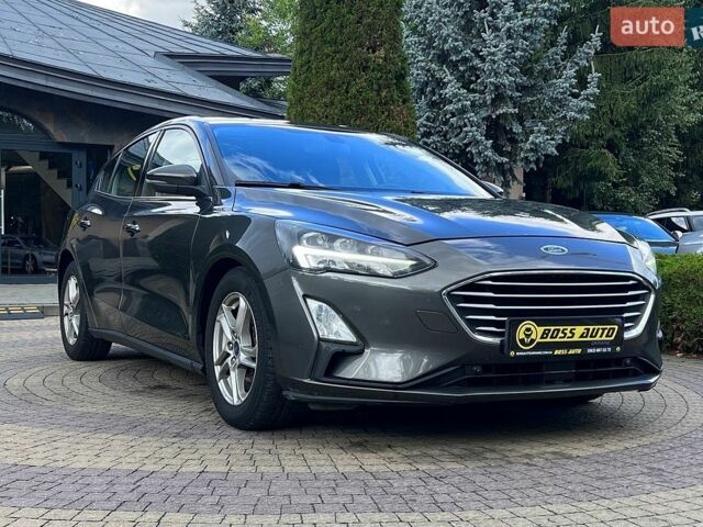 Сірий Форд Фокус, об'ємом двигуна 1.5 л та пробігом 144 тис. км за 13700 $, фото 1 на Automoto.ua