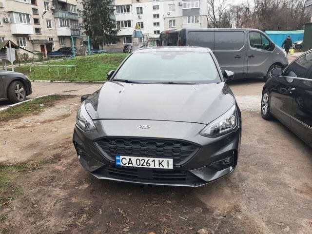 Сірий Форд Фокус, об'ємом двигуна 1 л та пробігом 36 тис. км за 17622 $, фото 1 на Automoto.ua