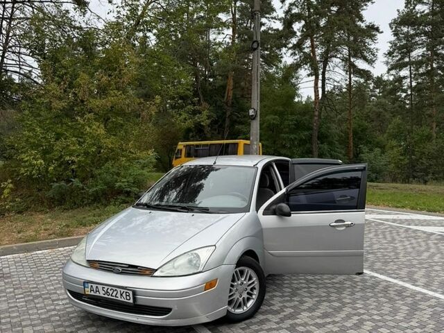 Сірий Форд Фокус, об'ємом двигуна 2 л та пробігом 147 тис. км за 2700 $, фото 1 на Automoto.ua