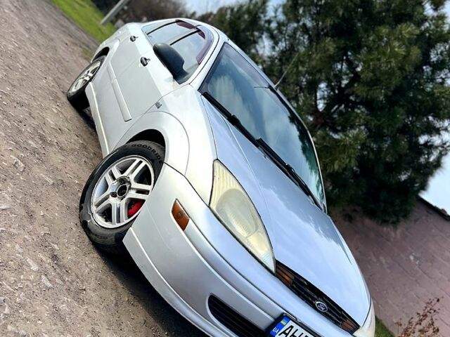 Серый Форд Фокус, объемом двигателя 2 л и пробегом 140 тыс. км за 2200 $, фото 1 на Automoto.ua