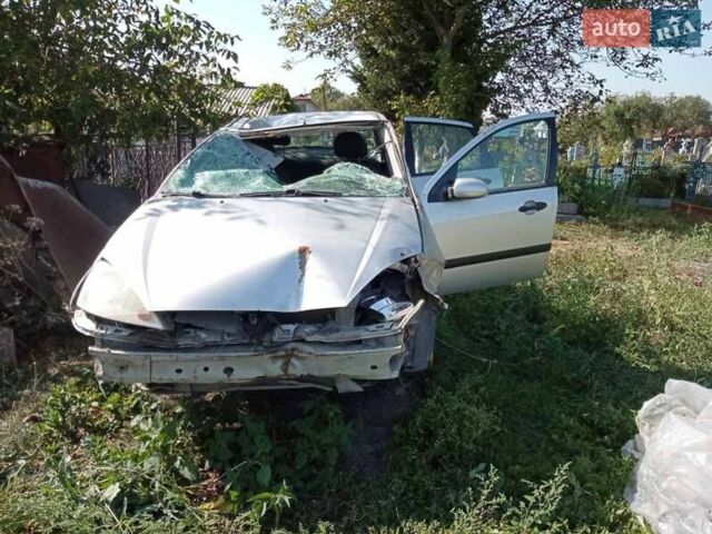 Серый Форд Фокус, объемом двигателя 1.8 л и пробегом 290 тыс. км за 1000 $, фото 1 на Automoto.ua