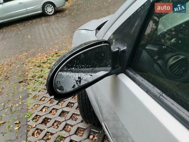 Форд Фокус 2002 в Ивано-Франковске на Automoto.ua Серый Форд Фокус, объемом двигателя 2 л и пробегом 148 тыс. км за 2650 $, фото 1 на Automoto.ua