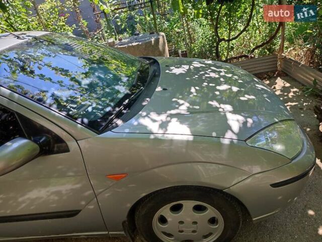 Серый Форд Фокус, объемом двигателя 1.8 л и пробегом 370 тыс. км за 3300 $, фото 1 на Automoto.ua