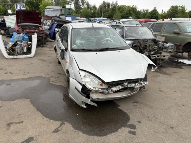 Серый Форд Фокус, объемом двигателя 0 л и пробегом 1 тыс. км за 800 $, фото 1 на Automoto.ua