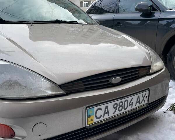 Сірий Форд Фокус, об'ємом двигуна 2 л та пробігом 160 тис. км за 3100 $, фото 1 на Automoto.ua