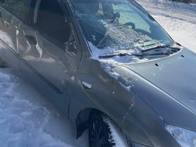 Серый Форд Фокус, объемом двигателя 1.6 л и пробегом 224 тыс. км за 1200 $, фото 1 на Automoto.ua