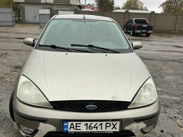 Серый Форд Фокус, объемом двигателя 1.4 л и пробегом 335 тыс. км за 2500 $, фото 1 на Automoto.ua