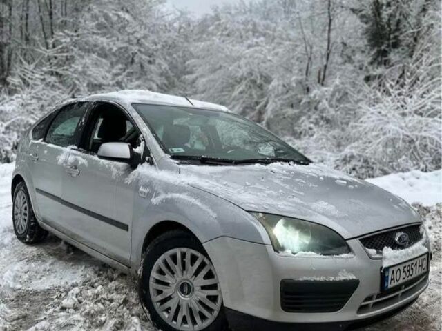 Сірий Форд Фокус, об'ємом двигуна 1.6 л та пробігом 300 тис. км за 3600 $, фото 1 на Automoto.ua