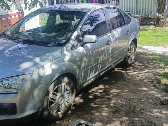 Сірий Форд Фокус, об'ємом двигуна 2 л та пробігом 150 тис. км за 5500 $, фото 1 на Automoto.ua
