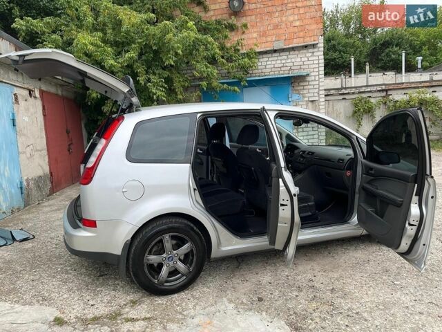 Сірий Форд Фокус, об'ємом двигуна 2 л та пробігом 212 тис. км за 4700 $, фото 1 на Automoto.ua