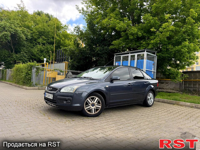 Серый Форд Фокус, объемом двигателя 1.6 л и пробегом 179 тыс. км за 3700 $, фото 1 на Automoto.ua