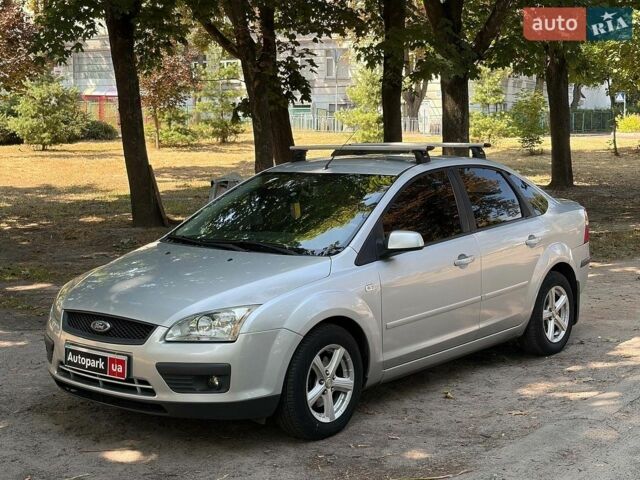 Сірий Форд Фокус, об'ємом двигуна 1.6 л та пробігом 225 тис. км за 4990 $, фото 1 на Automoto.ua