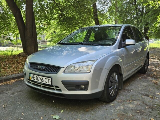 Сірий Форд Фокус, об'ємом двигуна 1.6 л та пробігом 240 тис. км за 4510 $, фото 1 на Automoto.ua