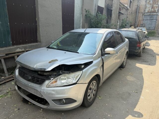 Сірий Форд Фокус, об'ємом двигуна 1.6 л та пробігом 210 тис. км за 2908 $, фото 1 на Automoto.ua