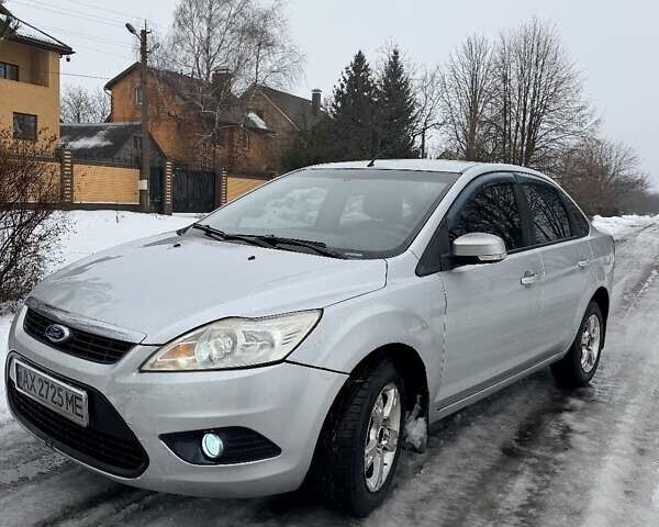 Серый Форд Фокус, объемом двигателя 1.6 л и пробегом 360 тыс. км за 4500 $, фото 1 на Automoto.ua
