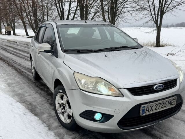 Серый Форд Фокус, объемом двигателя 1.6 л и пробегом 360 тыс. км за 4500 $, фото 1 на Automoto.ua