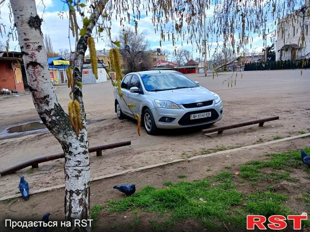 Сірий Форд Фокус, об'ємом двигуна 1.6 л та пробігом 375 тис. км за 5000 $, фото 1 на Automoto.ua