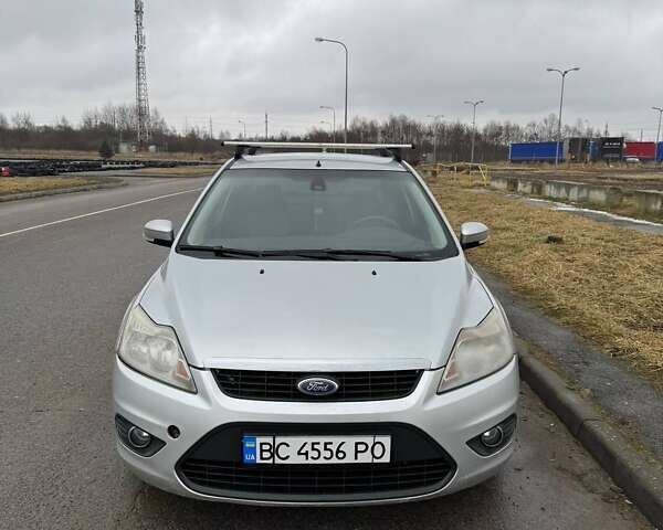 Серый Форд Фокус, объемом двигателя 1.6 л и пробегом 328 тыс. км за 4200 $, фото 1 на Automoto.ua