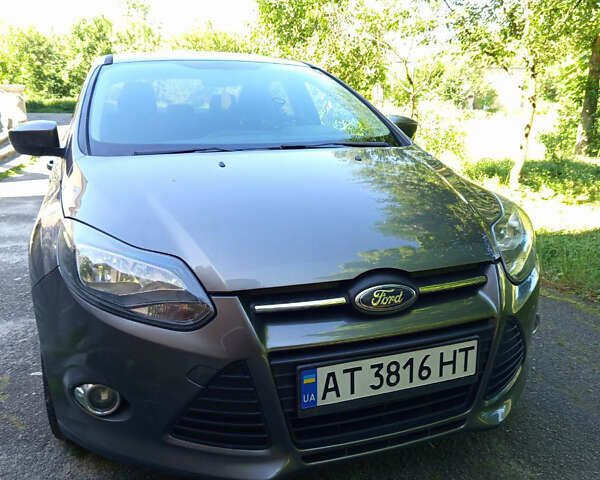 Серый Форд Фокус, объемом двигателя 2.01 л и пробегом 280 тыс. км за 6100 $, фото 1 на Automoto.ua
