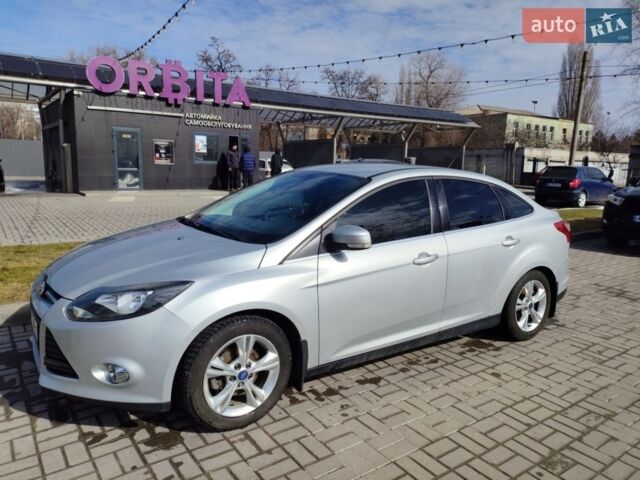 Серый Форд Фокус, объемом двигателя 1.6 л и пробегом 159 тыс. км за 6650 $, фото 1 на Automoto.ua